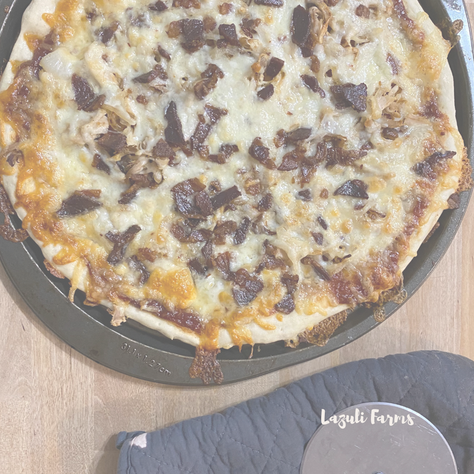 Barbecue Chicken or Pulled Pork Pizza with Caramelized Onions and Bacon
